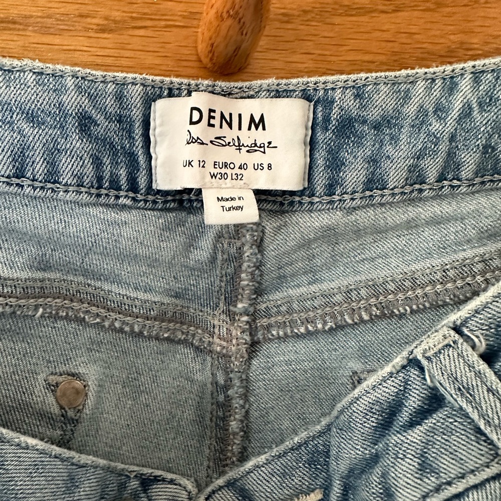 Cropped and flare denim jeans